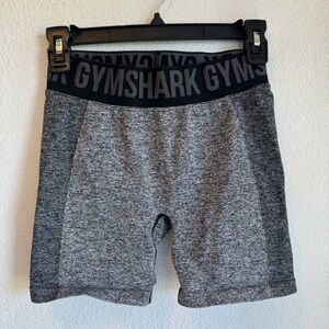 Gymshark Black and Gray Activewear